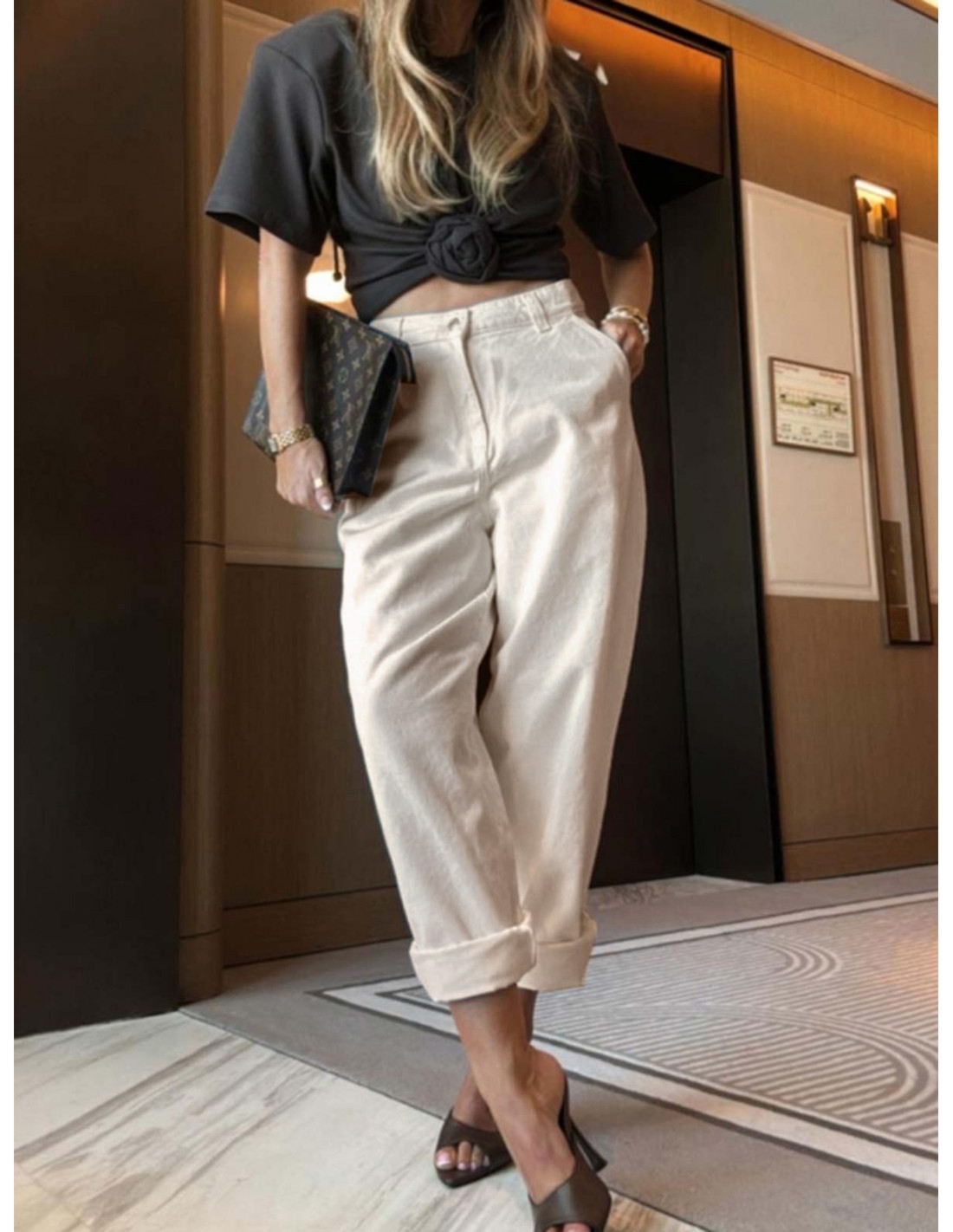 Spodnie mom fit z jeansu ORION – beżowe