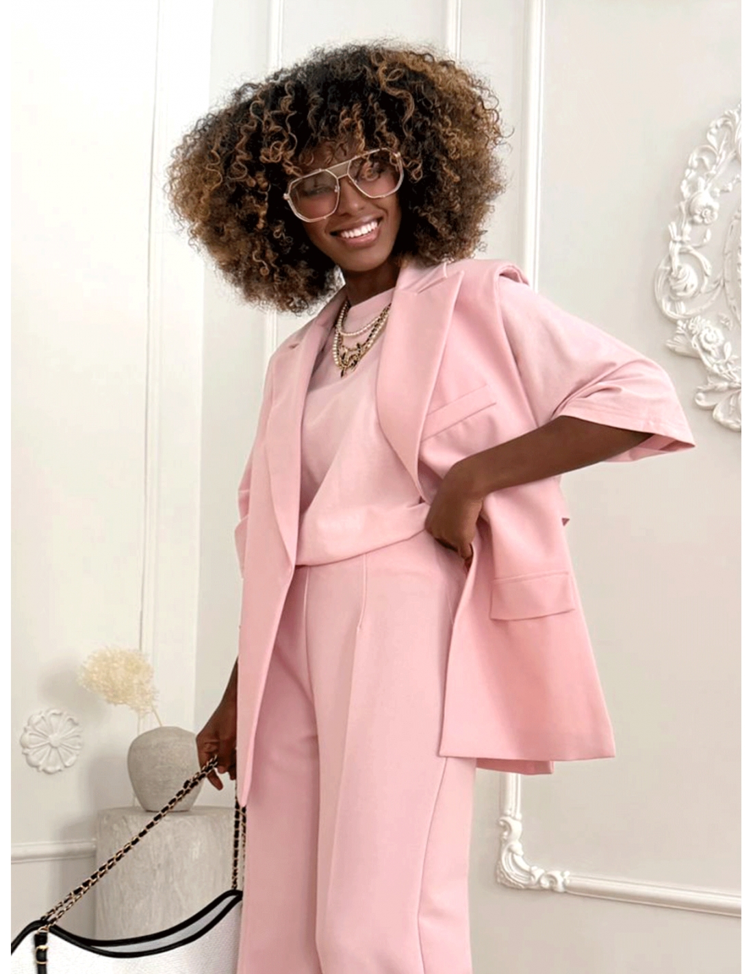 Marynarkowa kamizelka z otwartymi bokami NAIRI - pudrowy róż