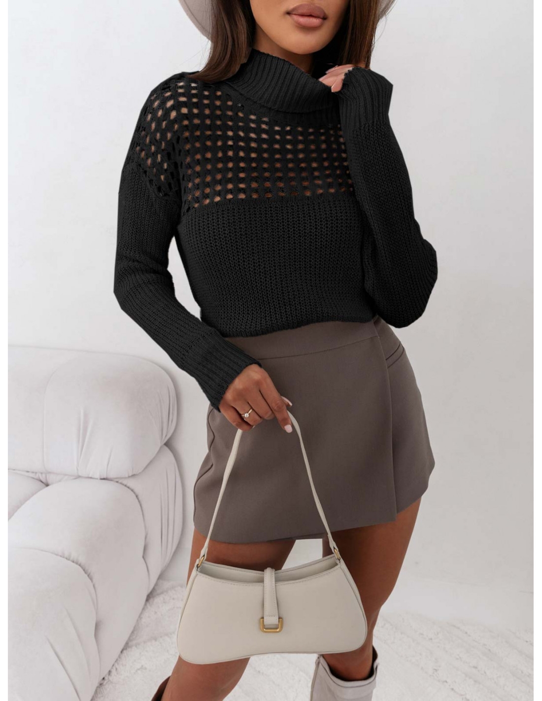 Golf z ażurowym wzorem Adab - czarny