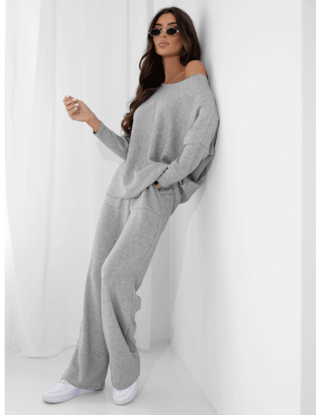 Komplet dzianinowy z szerokimi spodniami ELSINORE- szary