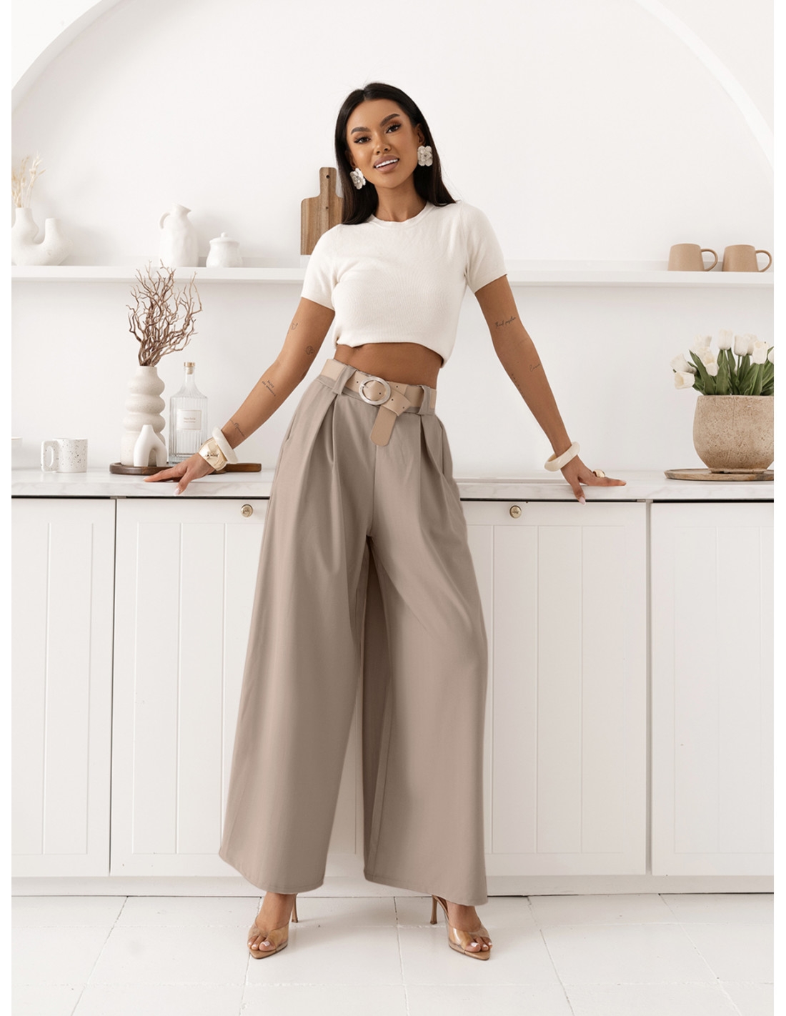 Eleganckie spodnie z szerokimi nogawkami SOLVEA - mocha mousse