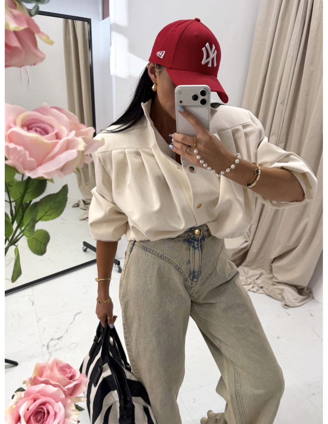 Krótka kurtka bomberka z wiskozy LIZZY - ecru