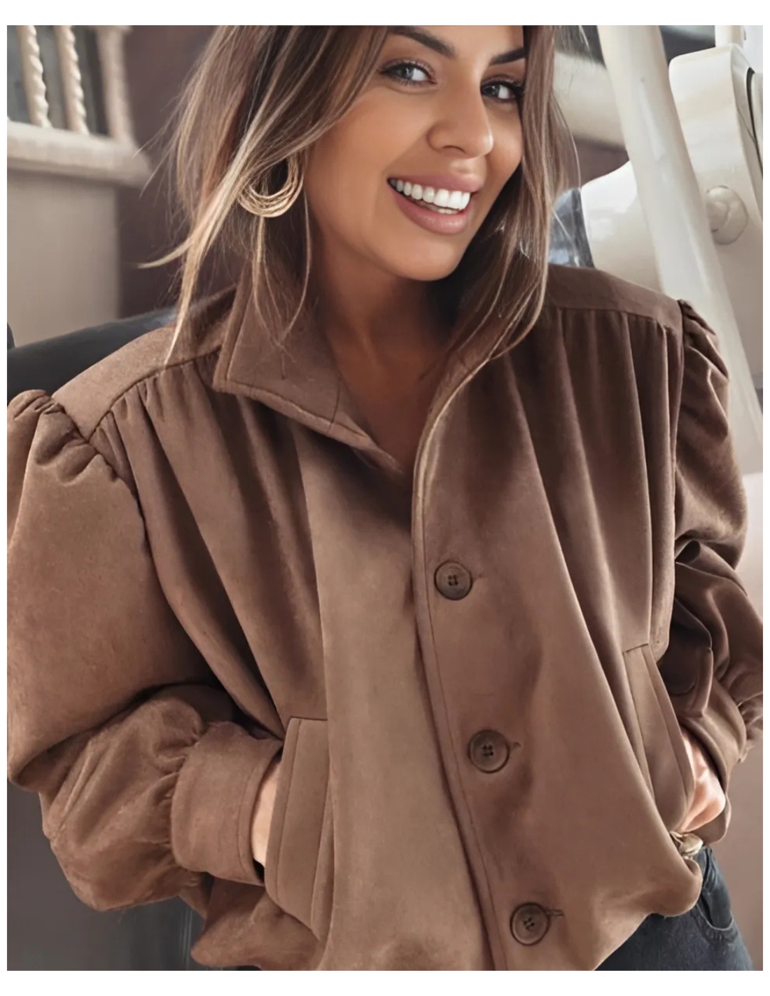 Krótka zamszowa kurtka bomberka ALIVIA - cappuccino