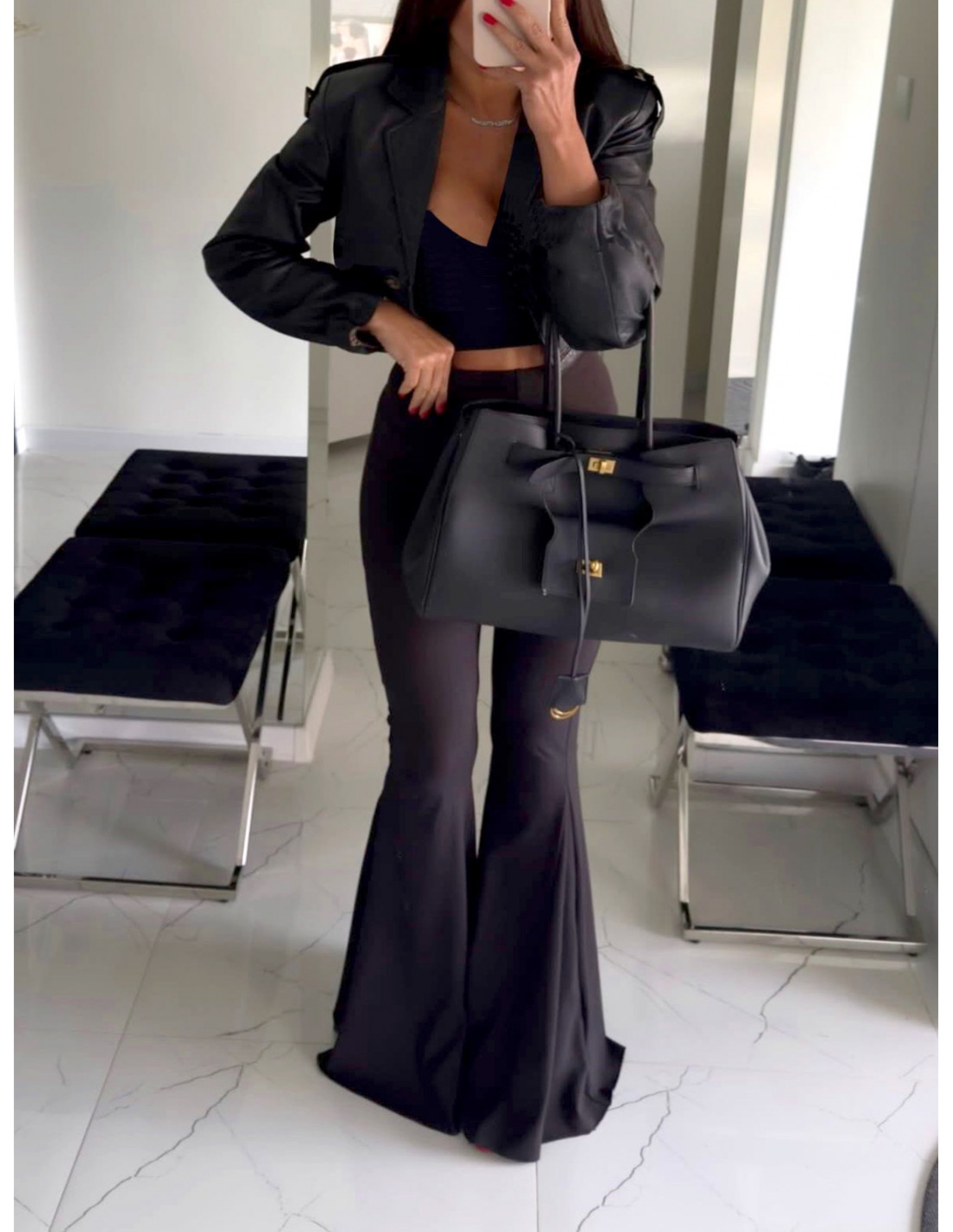 Dopasowane spodnie dzwony MONDIE - czarne