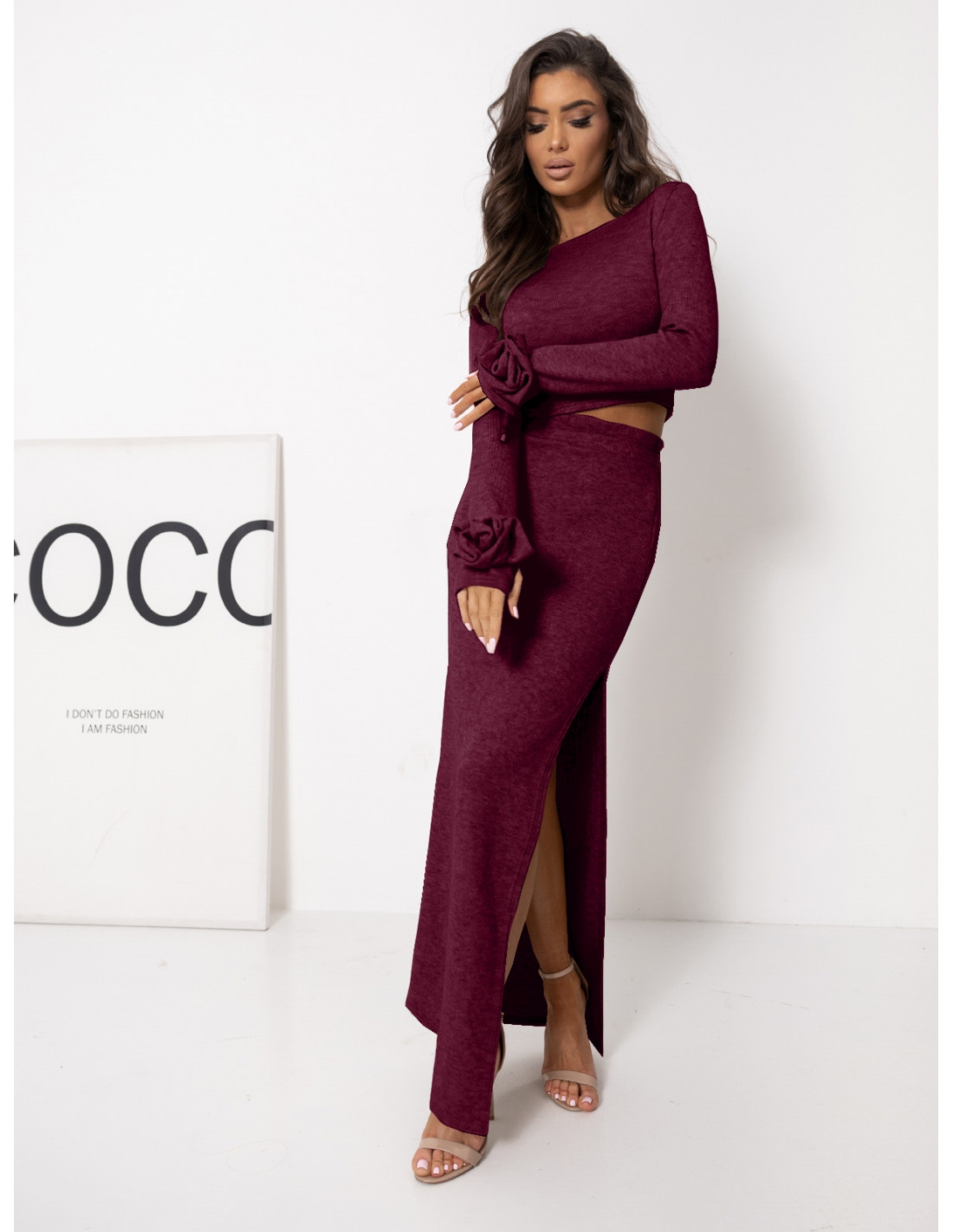 Stylowy komplet dzianinowy ze spódnicą ZAFIRE - bordowy