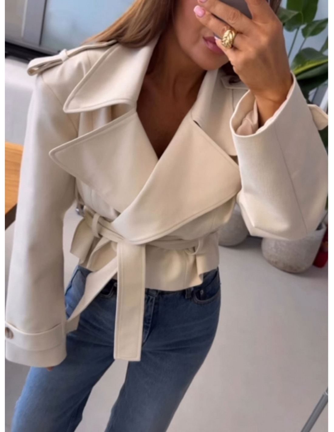 Bawełniany płaszcz trencz z paskiem HANTER - cloud dancer