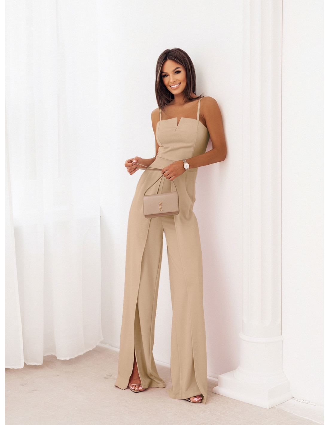 Kombinezon z rozcięciami na nogawkach ZALIJA - beżowy