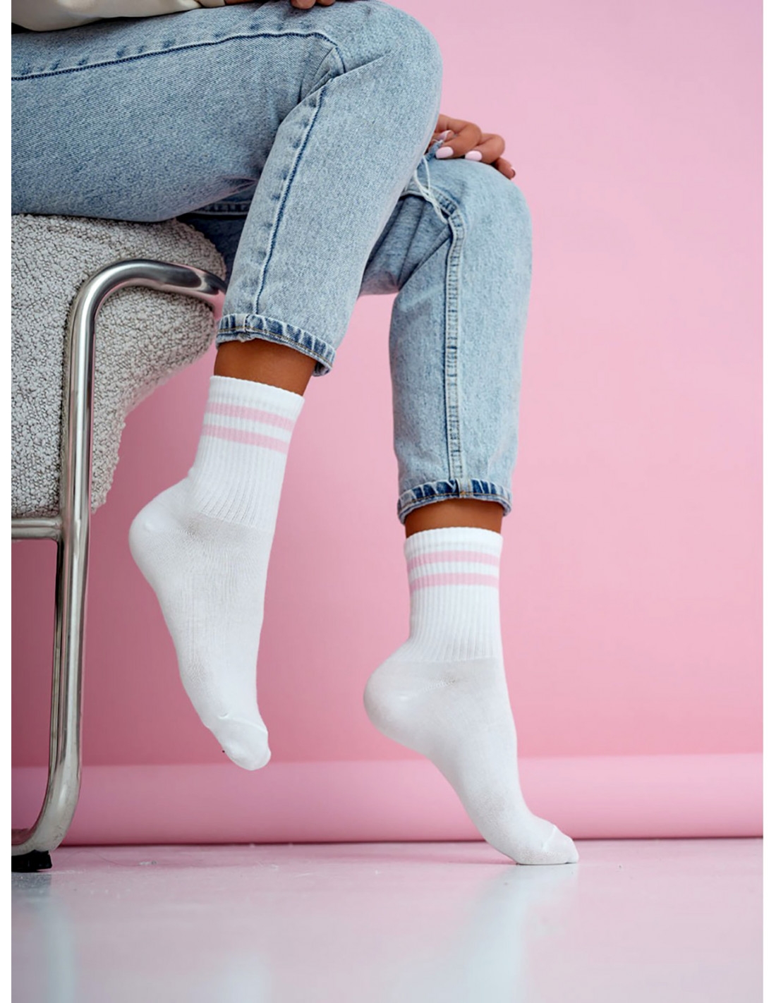 Skarpetki damskie PASKI białe - wzór 1