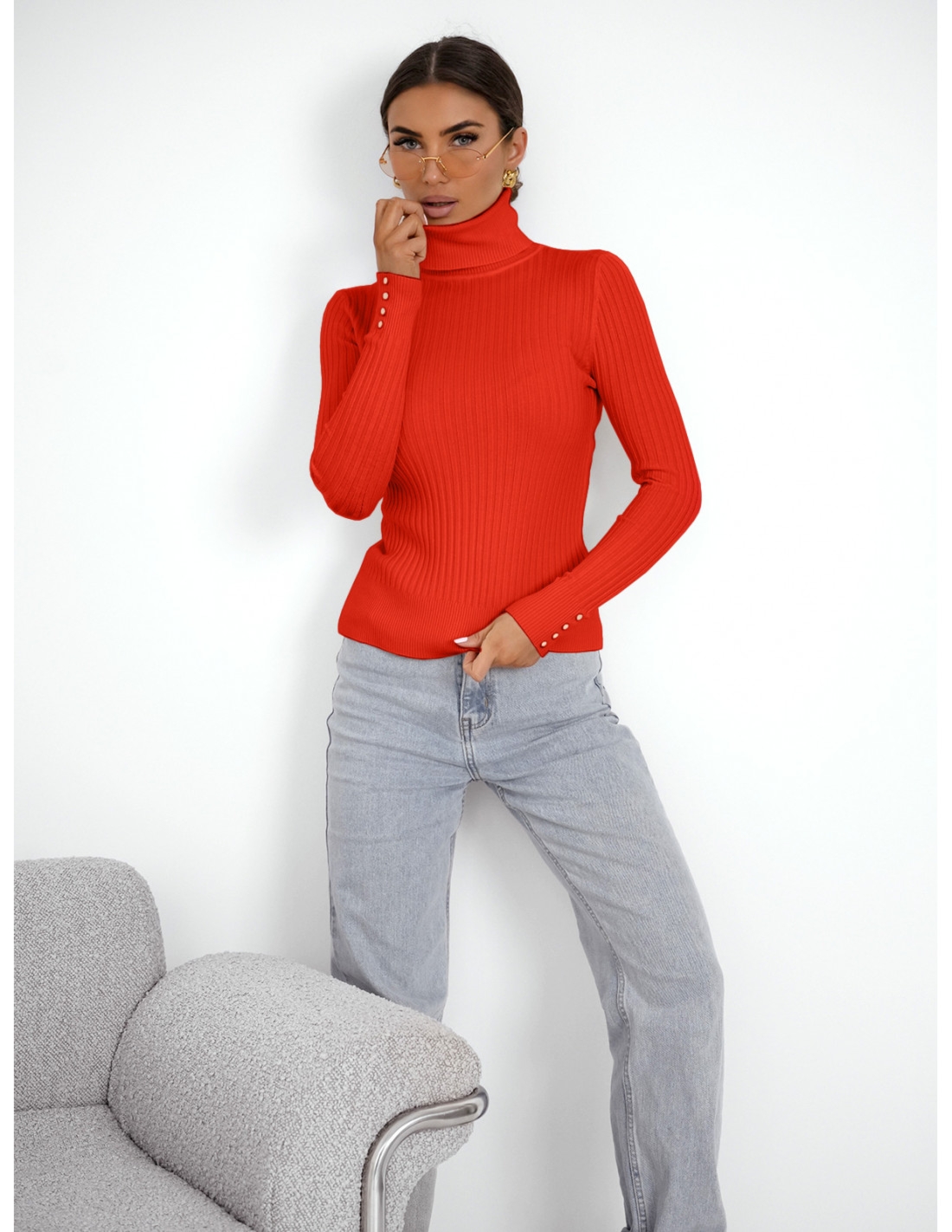 Prążkowany sweter golf z wiskozą TORIA - czerwony