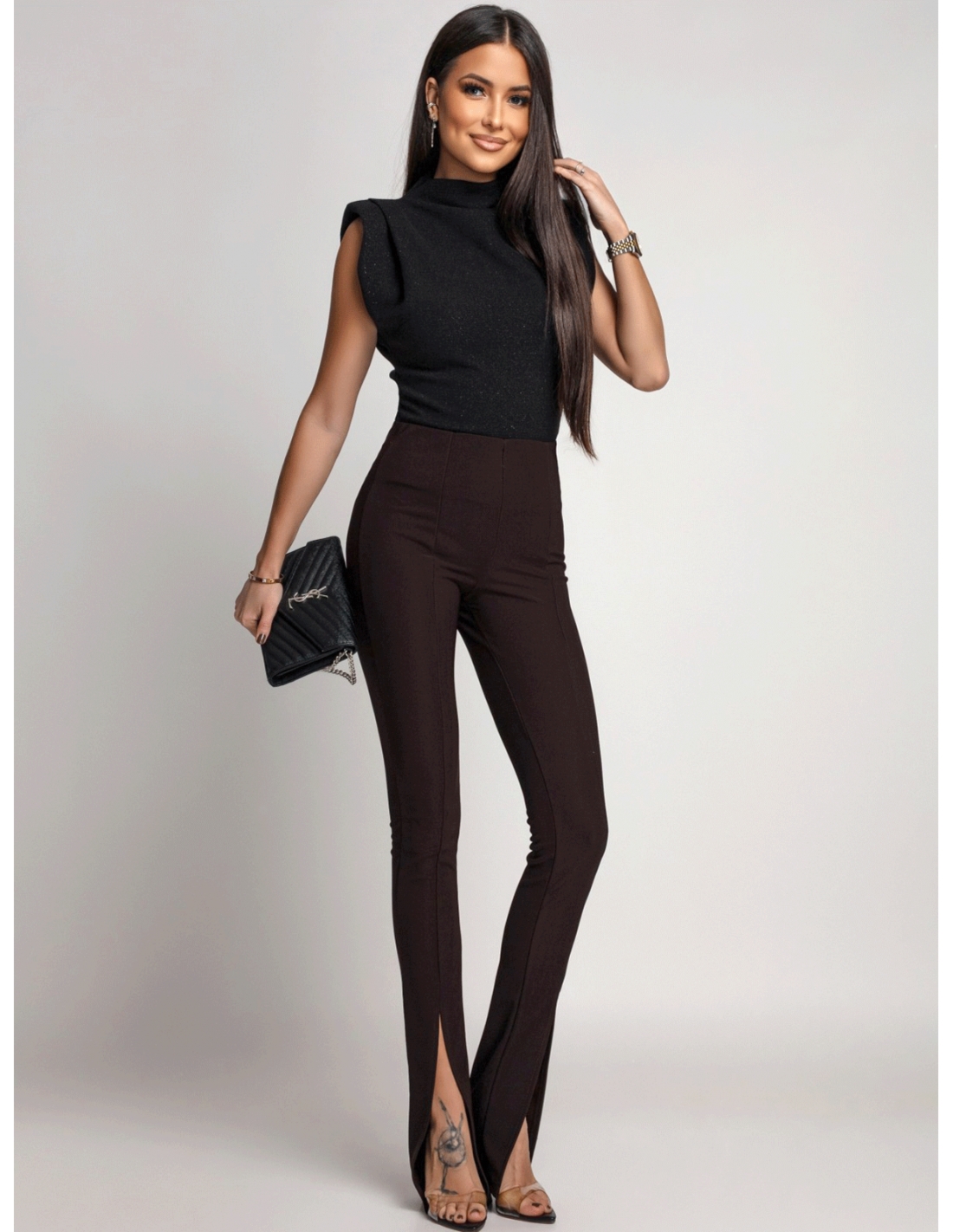 Legginsy z pęknięciem na nogawce ROMELLE - czekoladowe