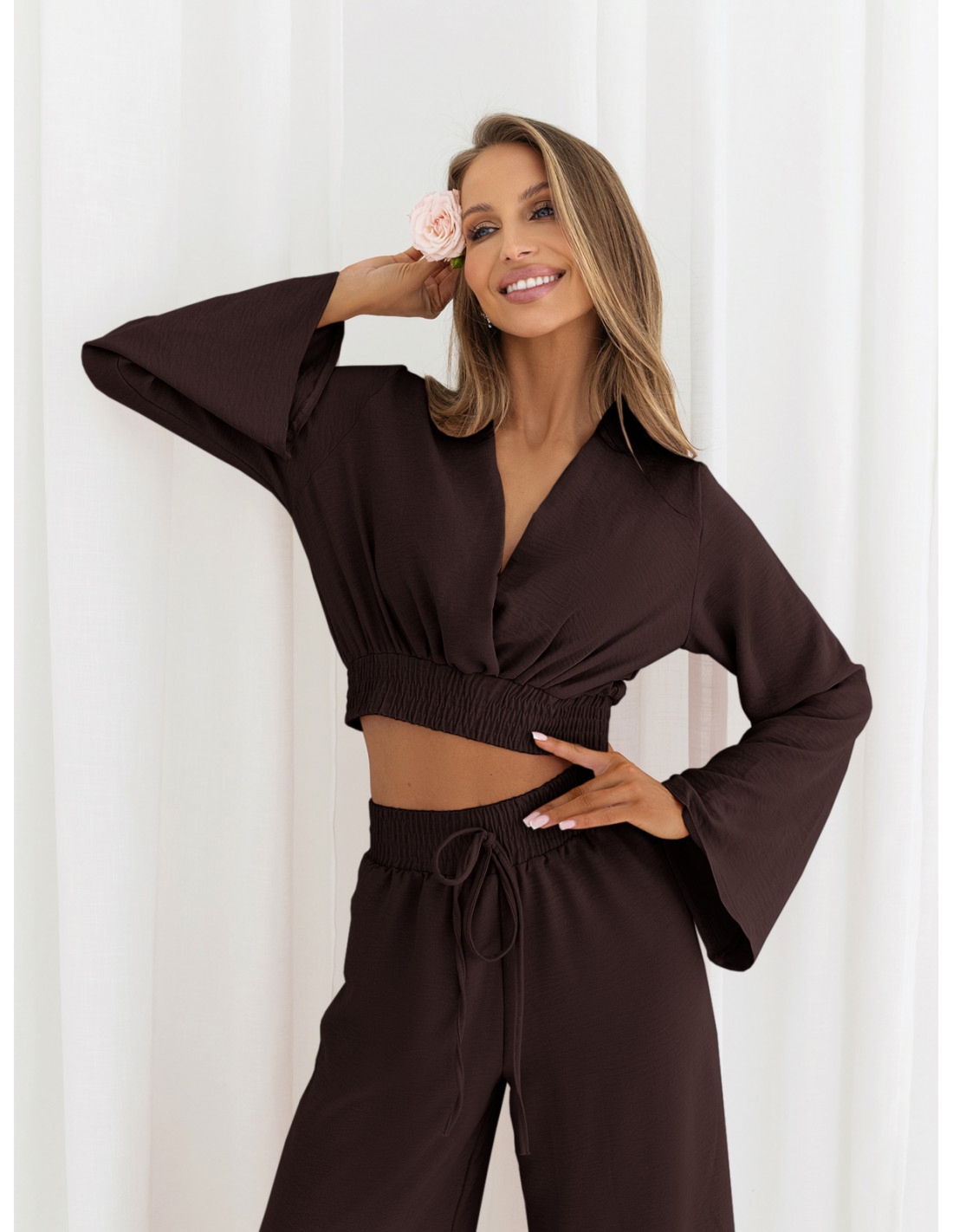 Komplet crop top z szerokimi spodniami SERRINA - czekoladowy