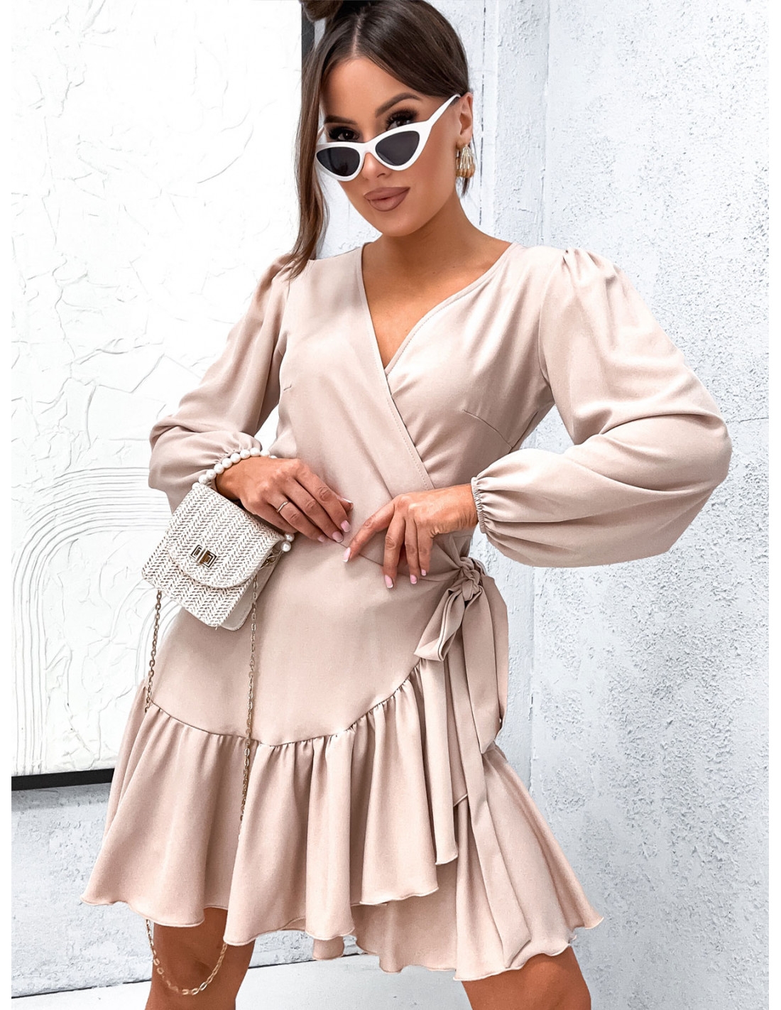 Przekładana sukienka z falbaną NALINA - cappuccino