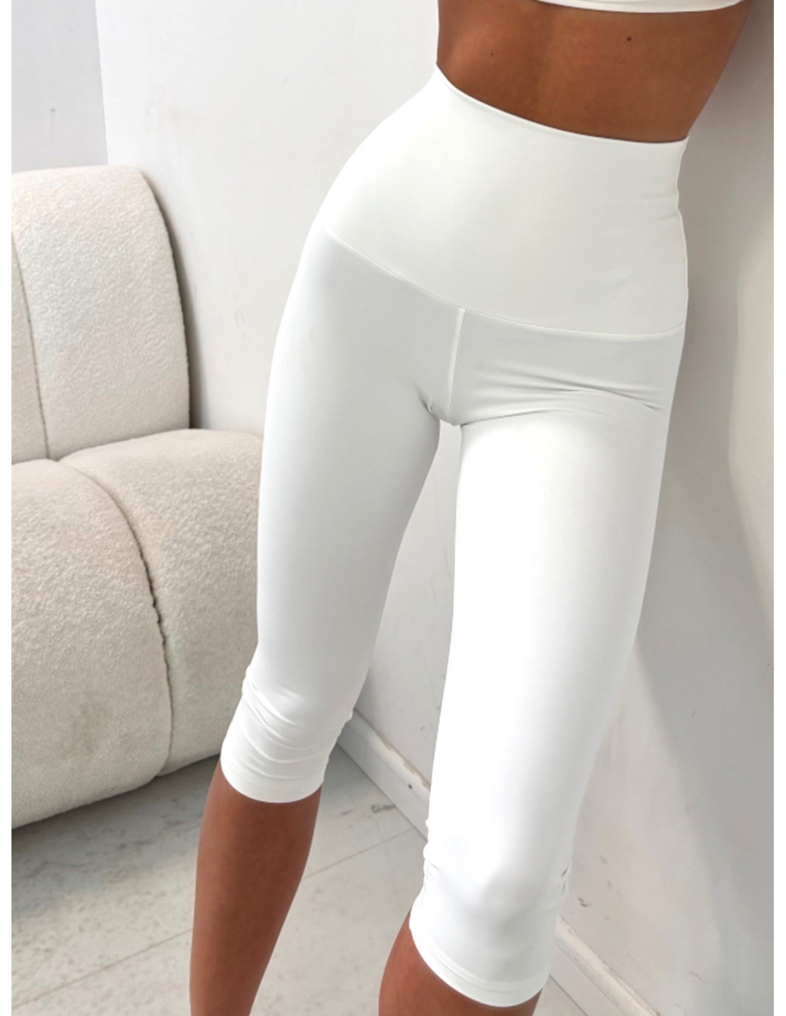 Legginsy rybaczki z wysoką gumą URBII – białe
