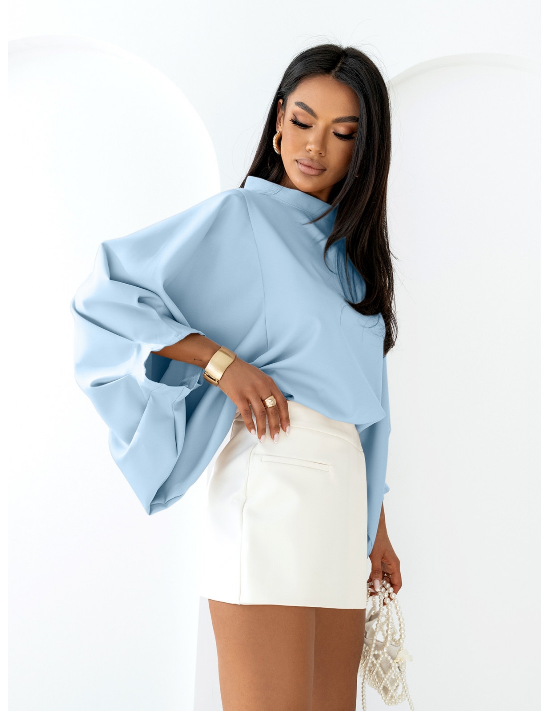 Bluzka oversize z bufiastymi rękawami ESTRELLA - błękitna