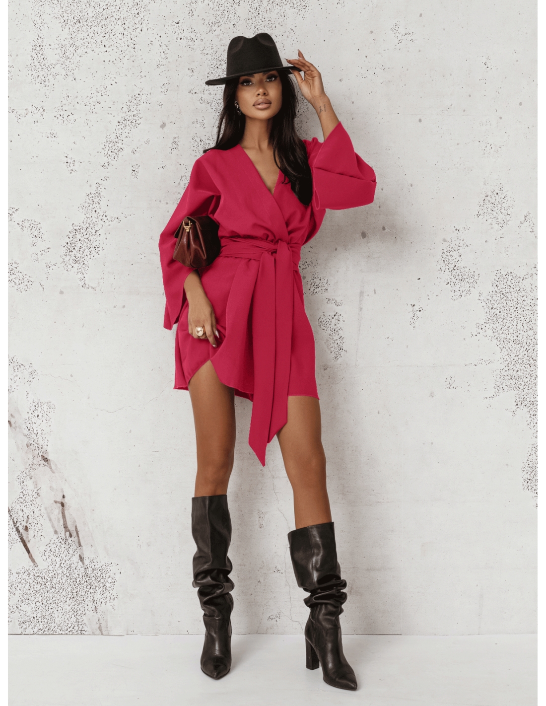 Sukienka mini z przekładanym dekoltem ALIA - fuksjowa