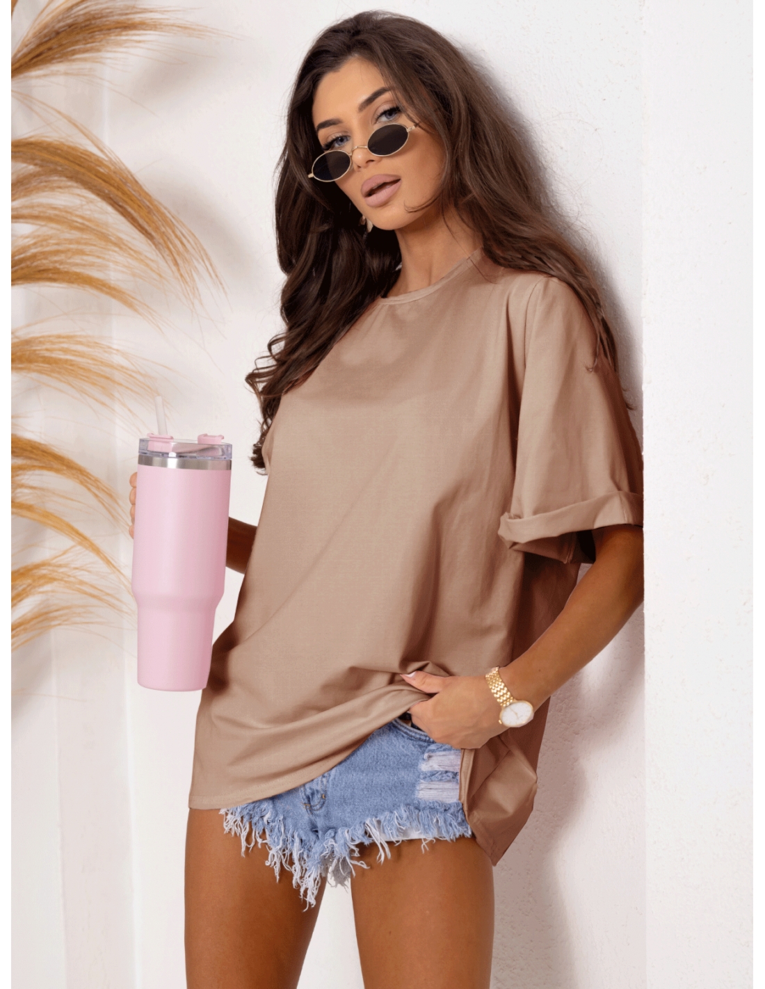 WP bawełniany t-shirt oversize z poduszkami - cappuccino