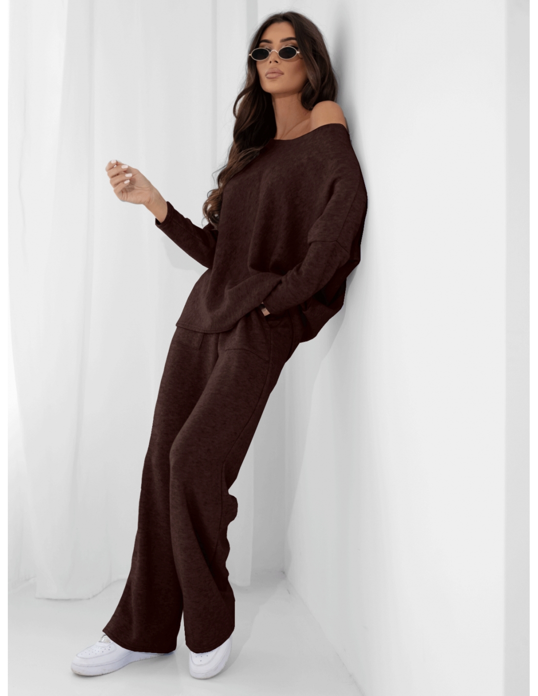 Komplet dzianinowy z szerokimi spodniami ELSINORE- czekoladowy