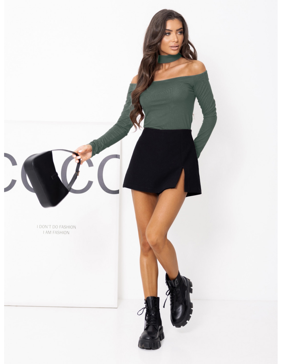 Bluzka hiszpanka z wiskozy z chokerem RELAVIA - khaki