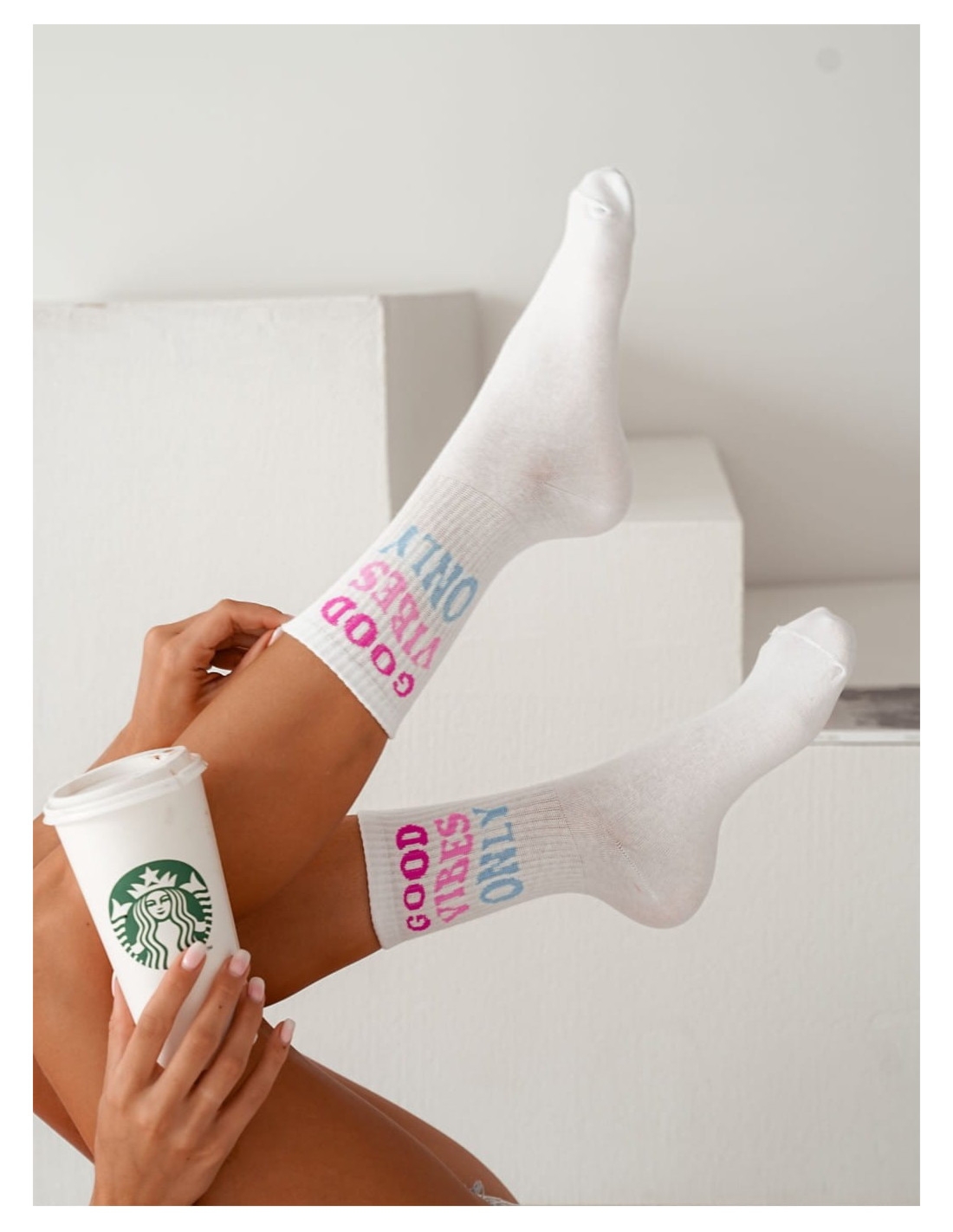 Skarpetki damskie GOOD VIBES ONLY - białe