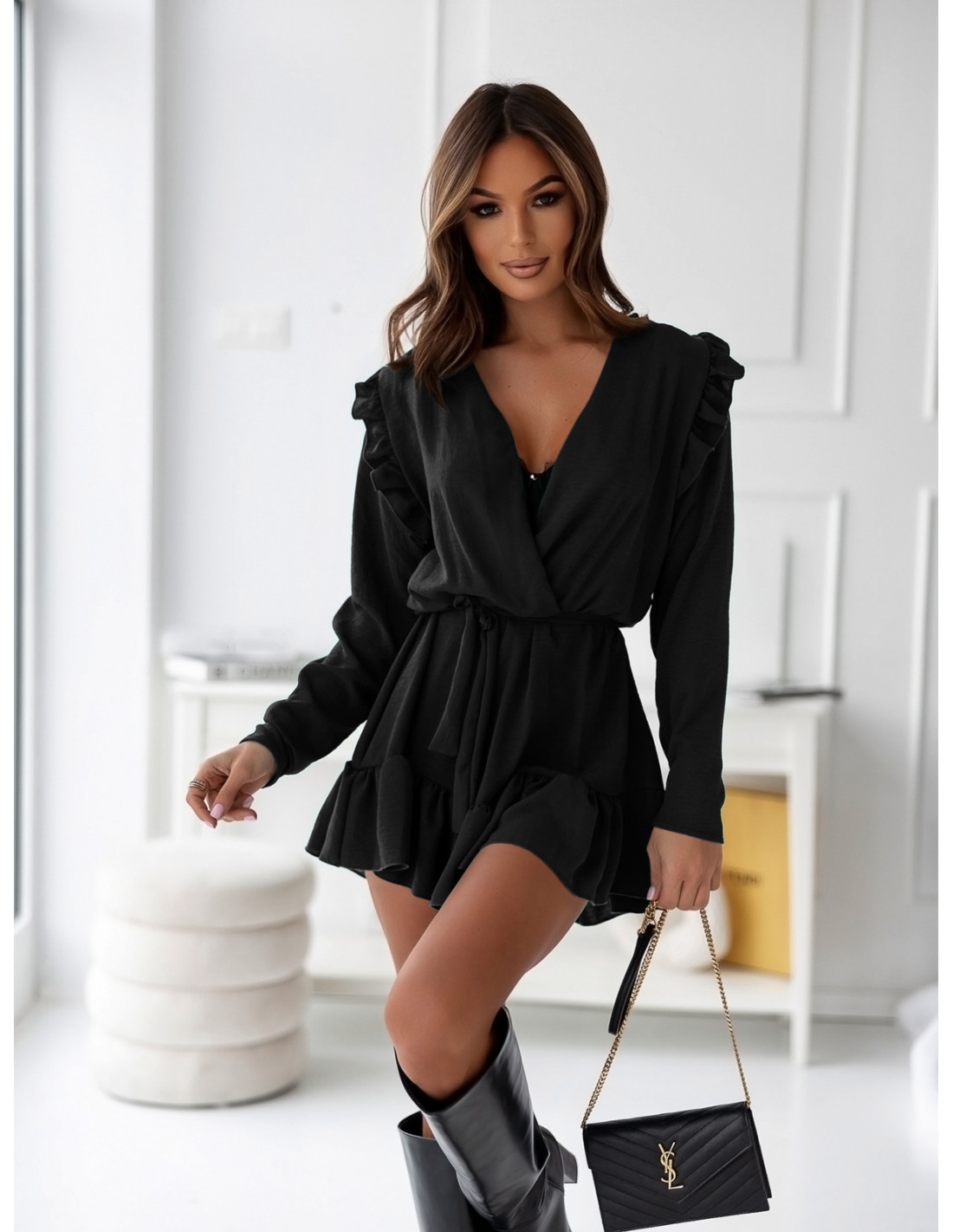 Rozkloszowana sukienka z falbankami MOLLY - czarna