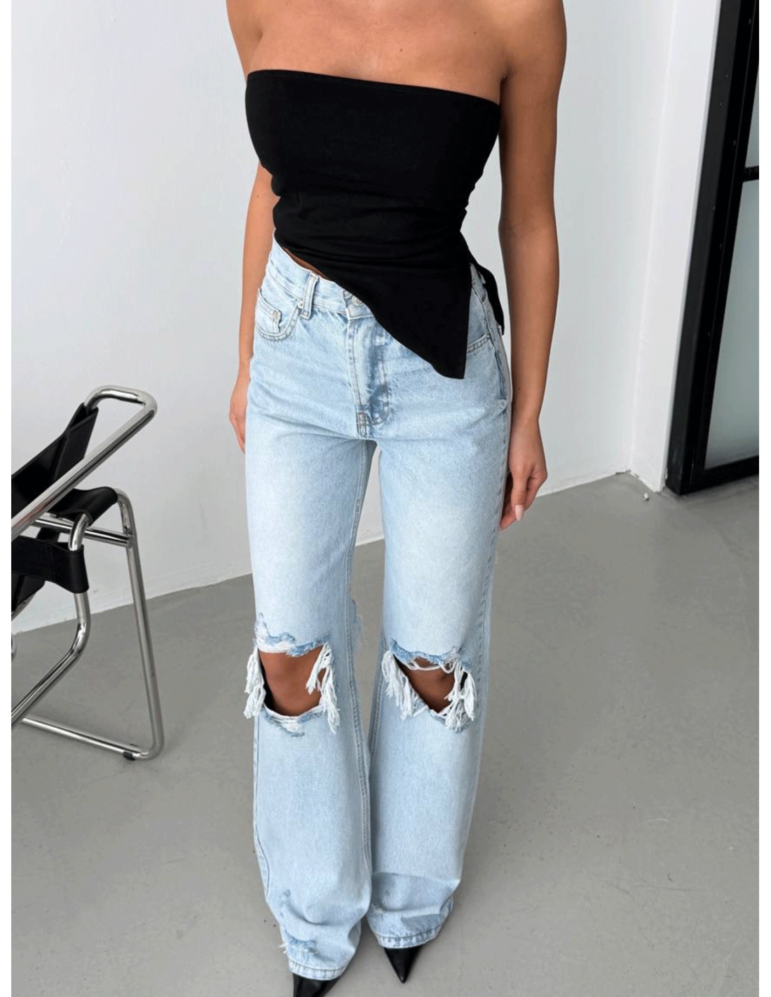 Stylowe spodnie jeansy z dziurami BERRY - jeans