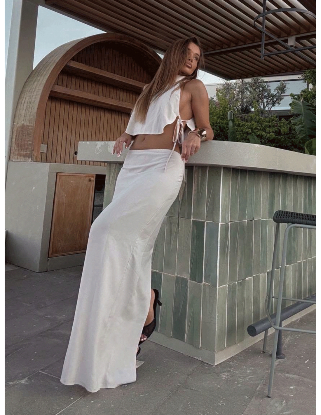 Stylowy lniany komplet 2 w 1 ze spódnicą ARYANA – jasny beż