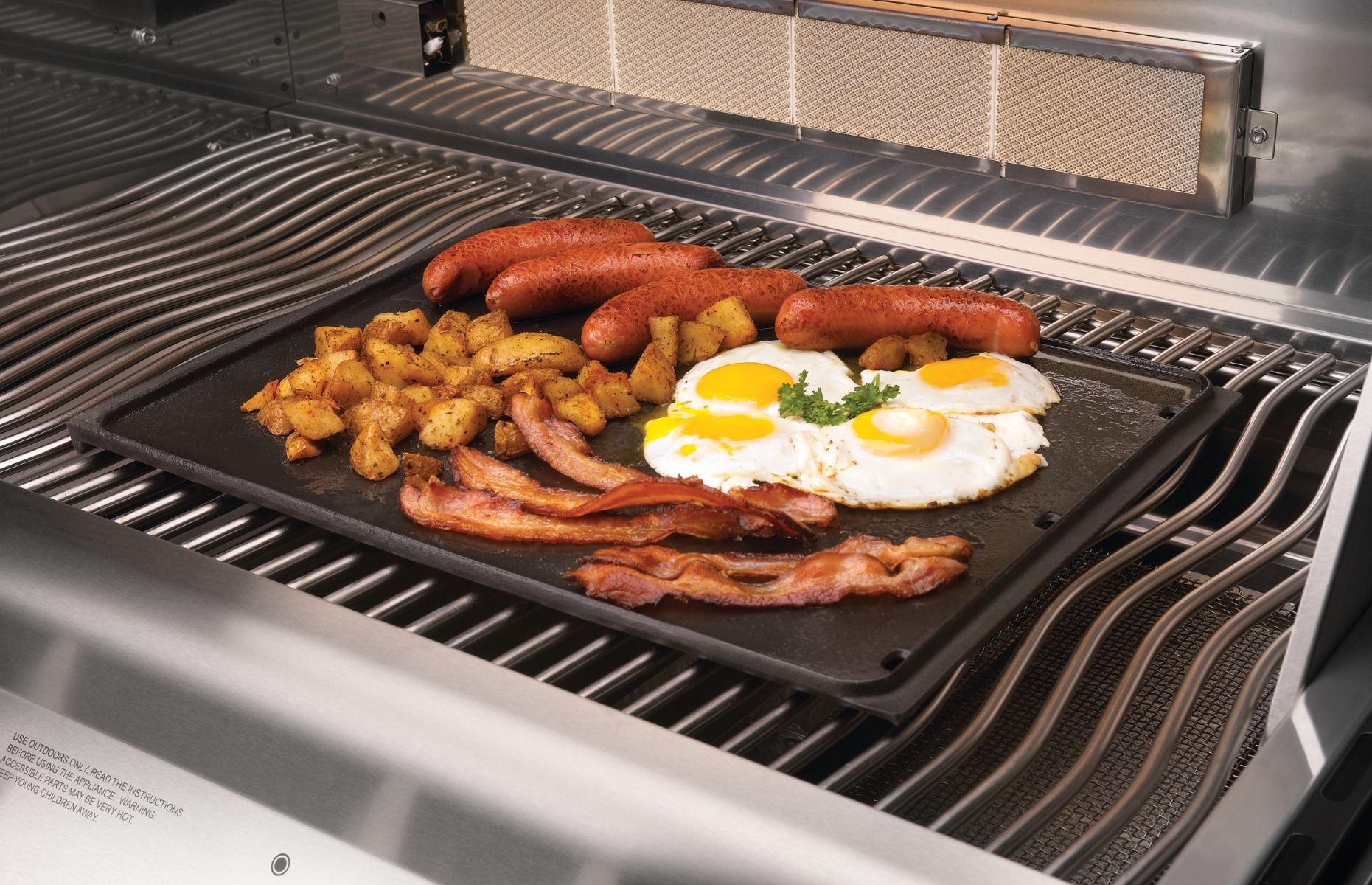 Dwustronna żeliwna płyta grillowa pokryta porcelaną do grilli Prestige PRO™ 500, Prestige® 500 & LEX  (56041) — OFICJALNY SKLEP Napoleon