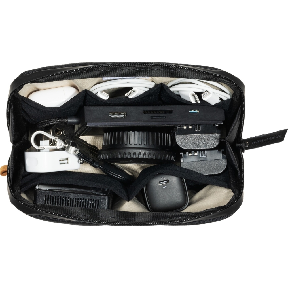 Organizer na akcesoria mobilne / kable, Native Union W.F.A Stow Lite Organizer, czarne