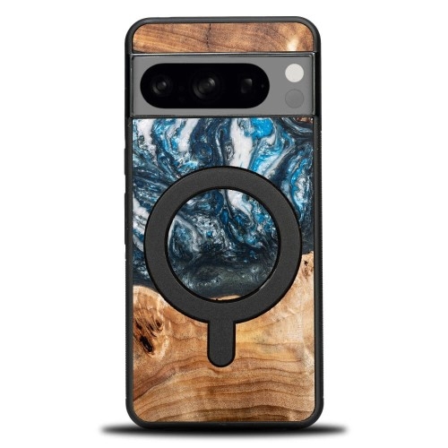 Image of Drewniane etui do Google Pixel 8, Bewood Unique Planets Ziemia do MagSafe