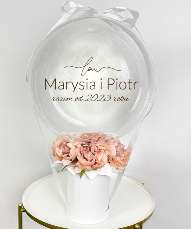 Elegancki zestaw prezentowy na ślub - Flower box z kwiatami i balonem LOVE