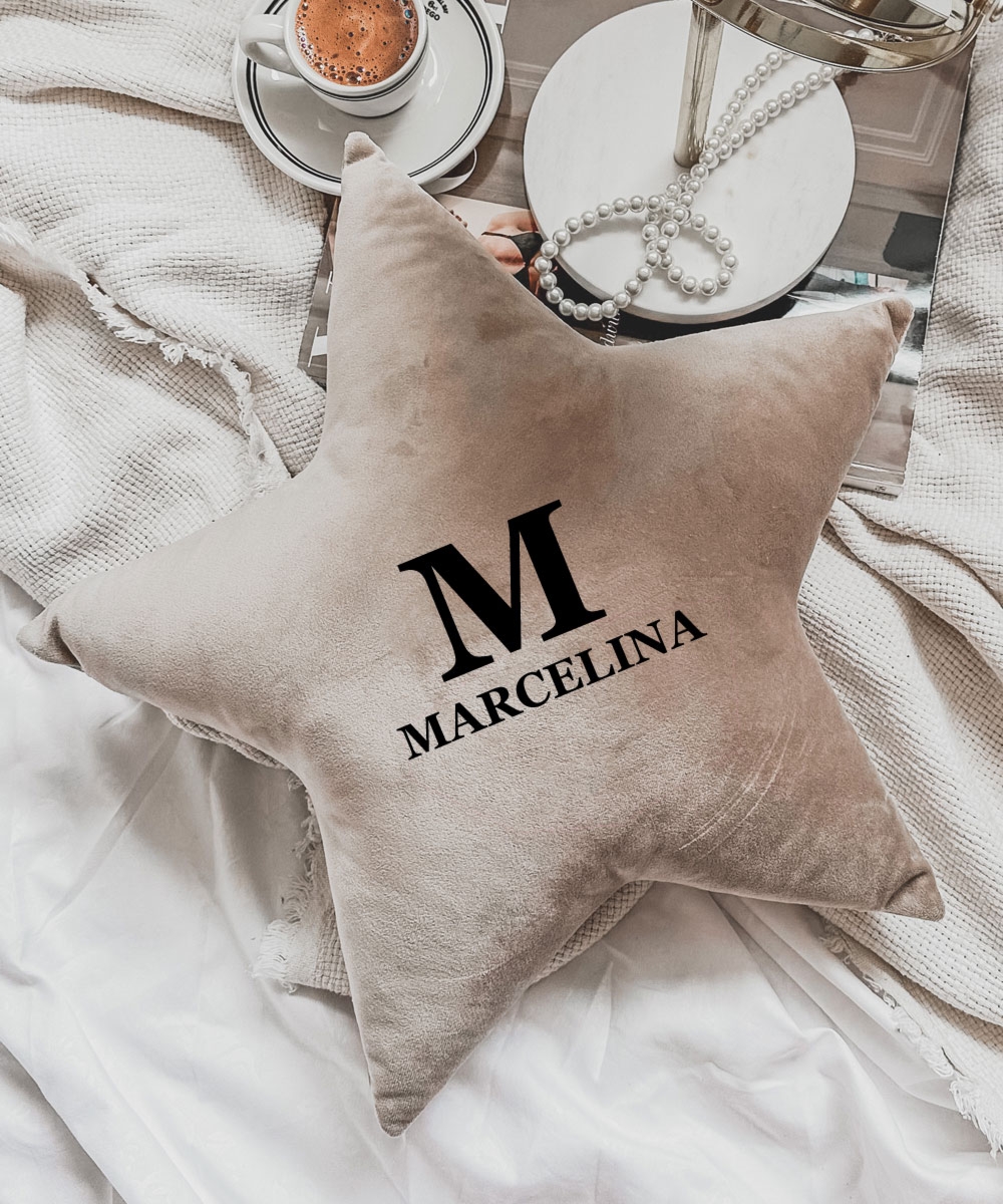 Stylowy prezent na urodziny z imieniem - Personalizowana poduszka IMIĘ