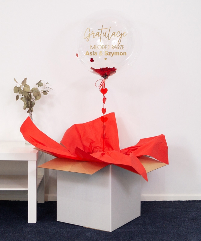 Dodatek do prezentu ślubnego - balon kula xxl z helem w pudełku