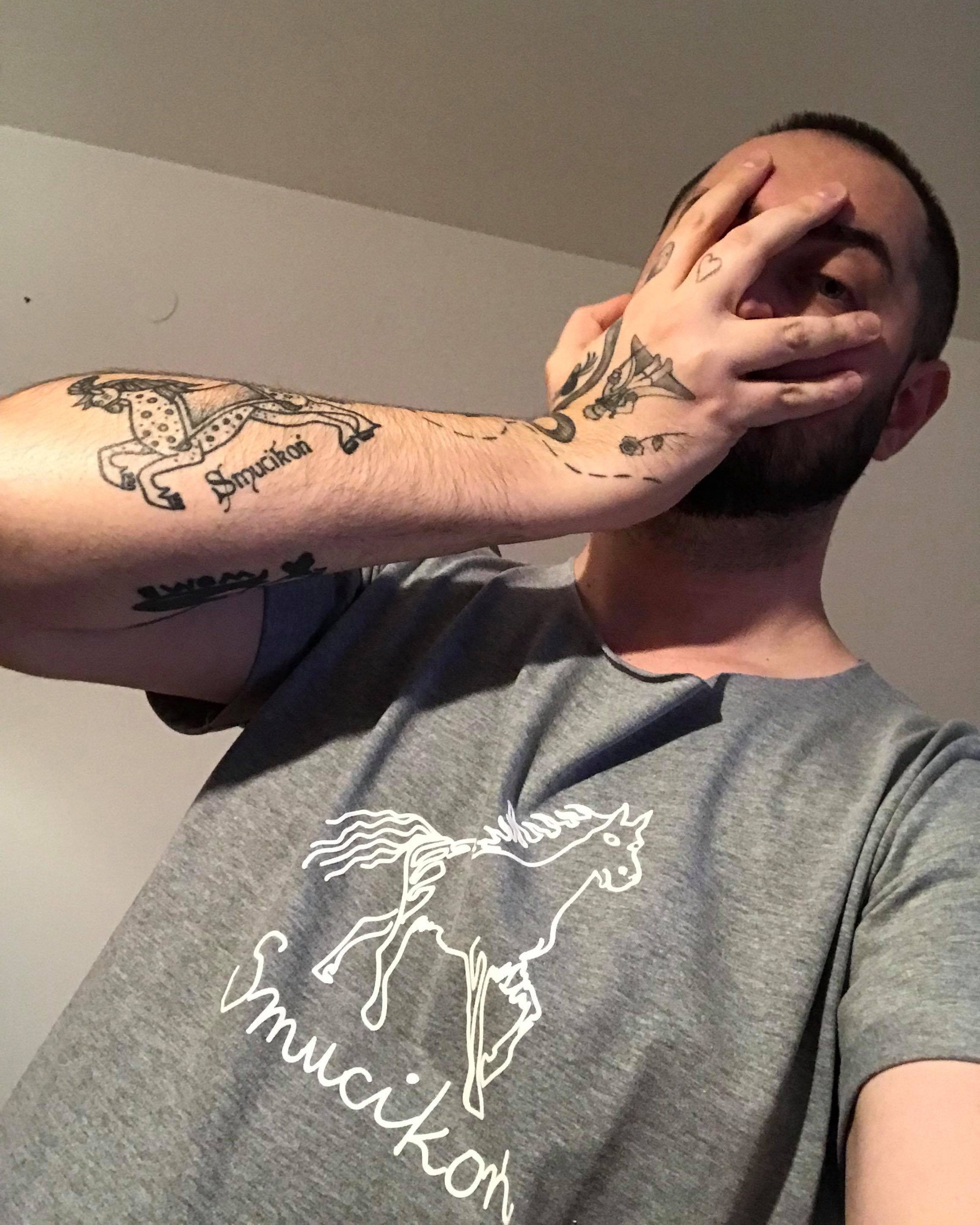 Koszulka Unisex Lula Pink x Jacek Stramik Smucikoń