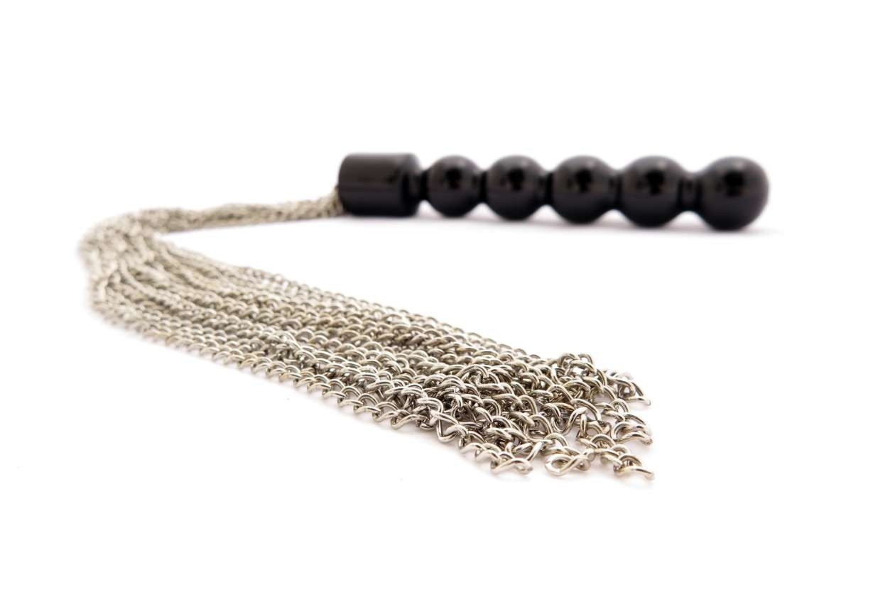 Łańcuchowy flogger z drewnianą rękojeścią Lovely Thinkings Chain Flogger with Wooden Handle