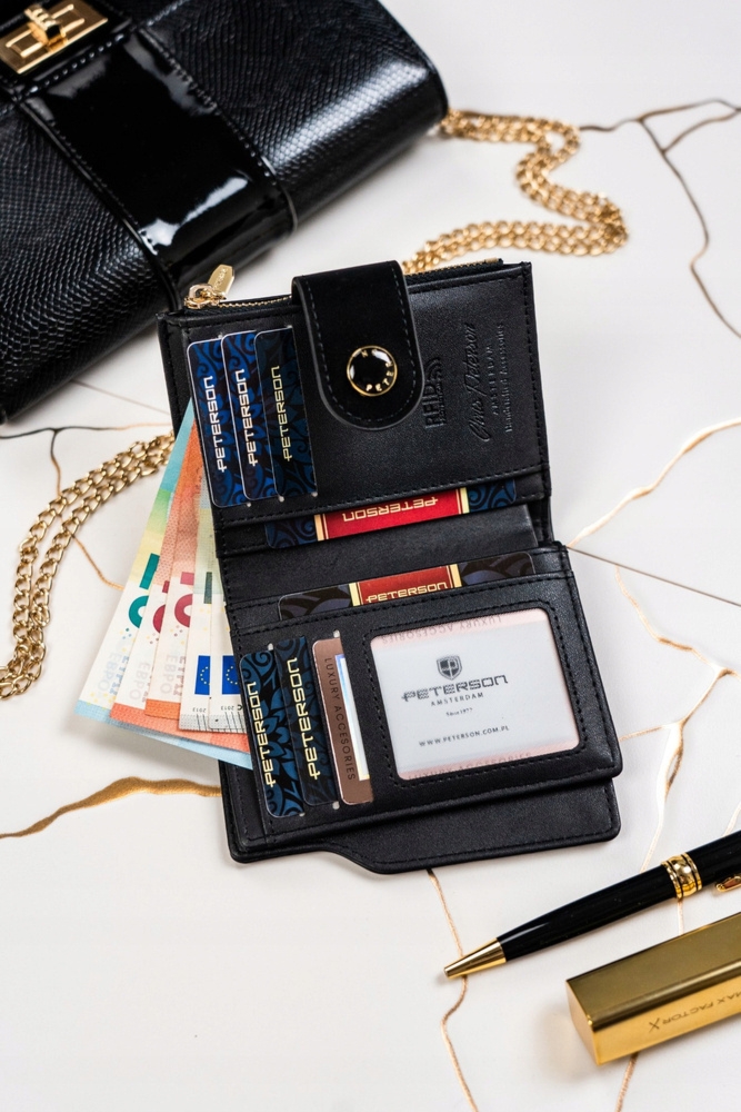 Zgrabny portfel damski ze skóry eko Peterson RFID