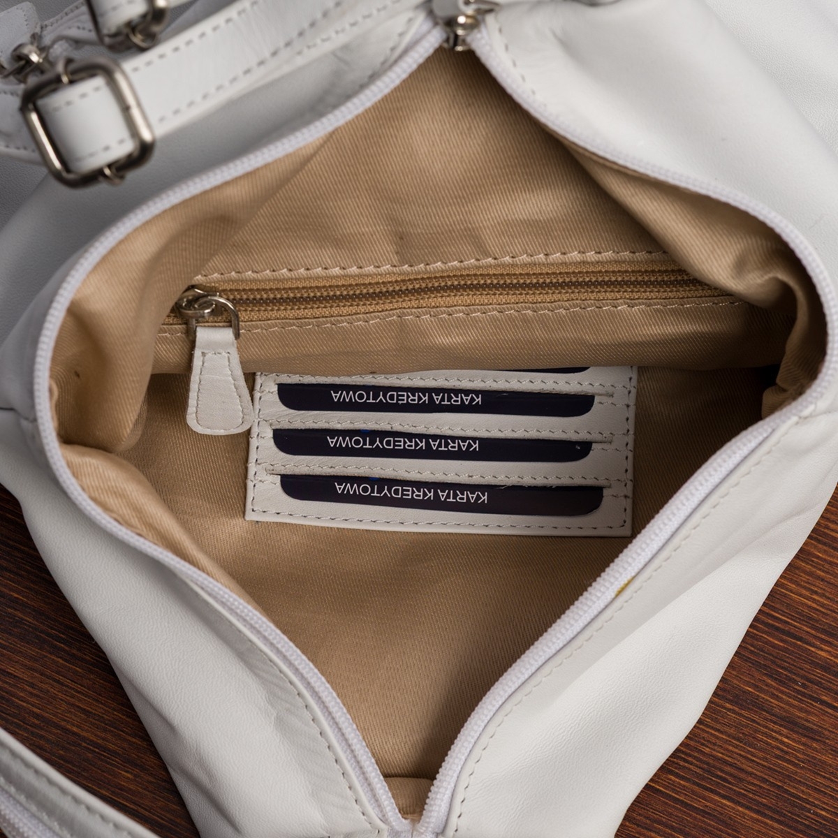 Vera Pelle damski plecak miejski skóra naturalna pojemny 4 kieszenie