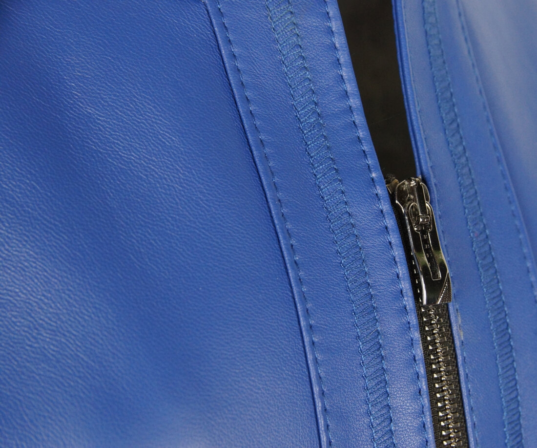 Zapinana klasyczna damska Skórzana kurtka "Aneta" z ozdobną plisą Bukowski