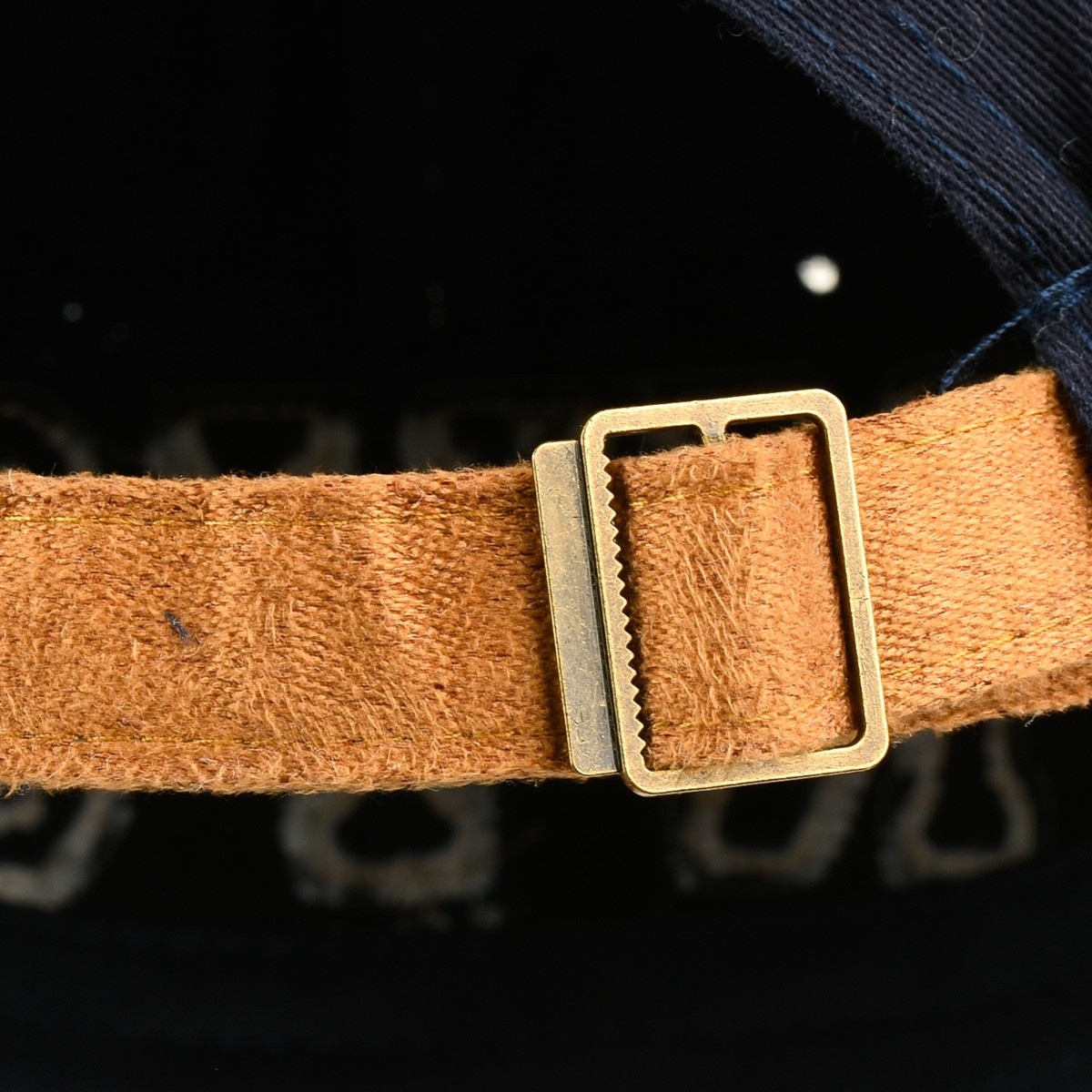 Granatowa Czapka z daszkiem baseballówka zamsz regulacja cz-m-26