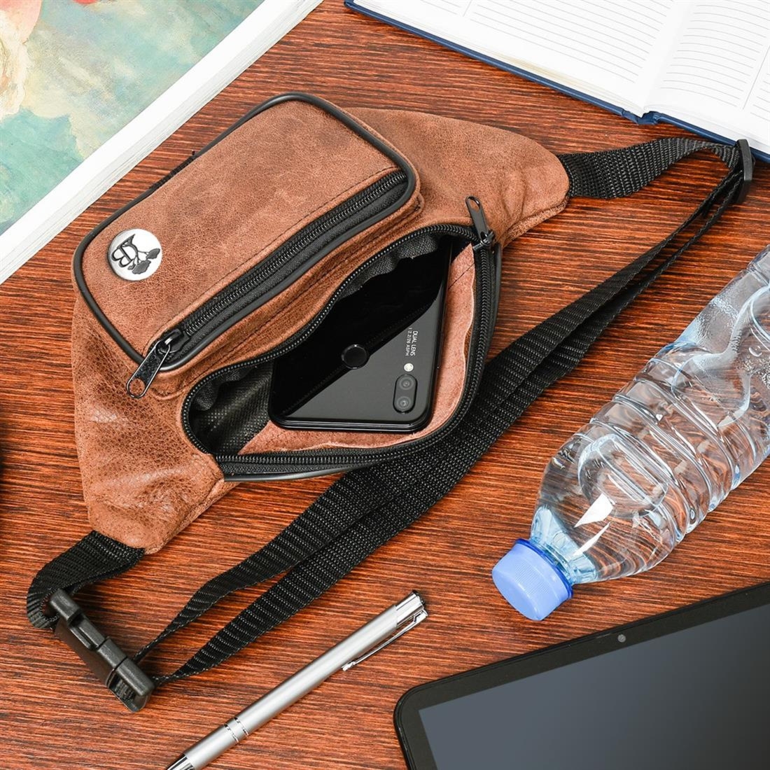 Koniakowa Nerka saszetka skórzana solidna BELTIMORE logo F40