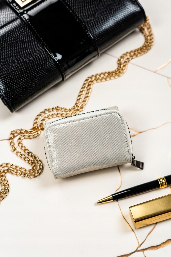 Mały błyszczący portfel damski Lorenti z RFID