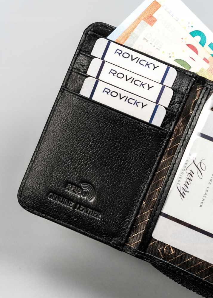 Pojemna Zgrabna damska portmonetka z RFID Cavaldi