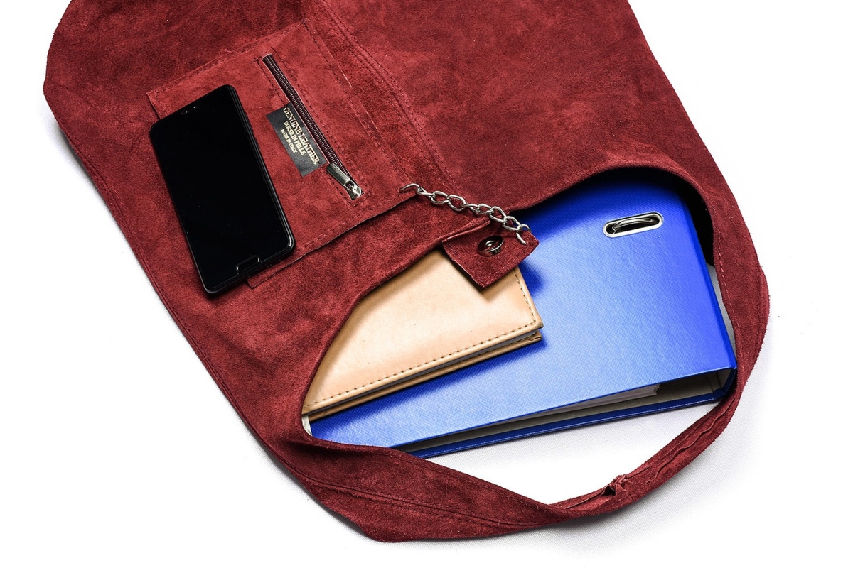 zamszowa torebka skórzana na ramię z saszetką N88