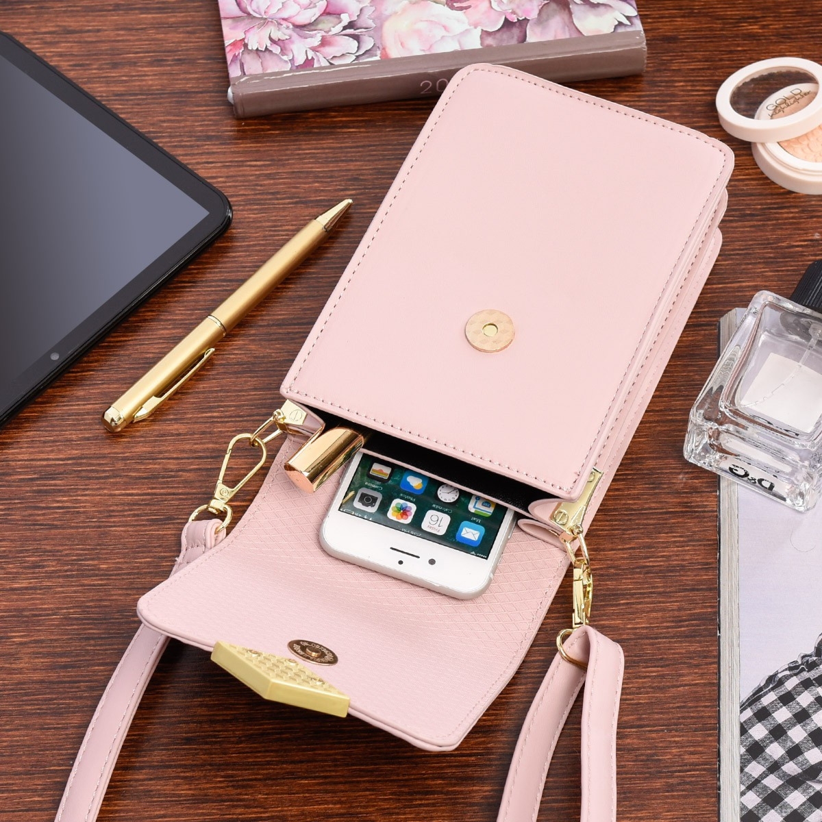 Mała torebka damska na telefon mini listonoszka raportówka na ramię różowa ekoskóra POR-TE-2