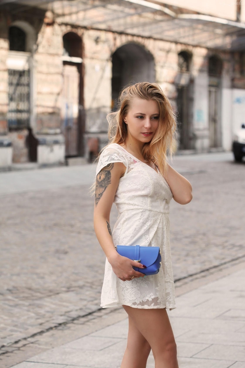 CZARNA MAŁA WŁOSKA SKÓRZANA DAMSKA TOREBKA WIECZOROWA KOKTAJLOWA NA ŁAŃCUSZKU P45