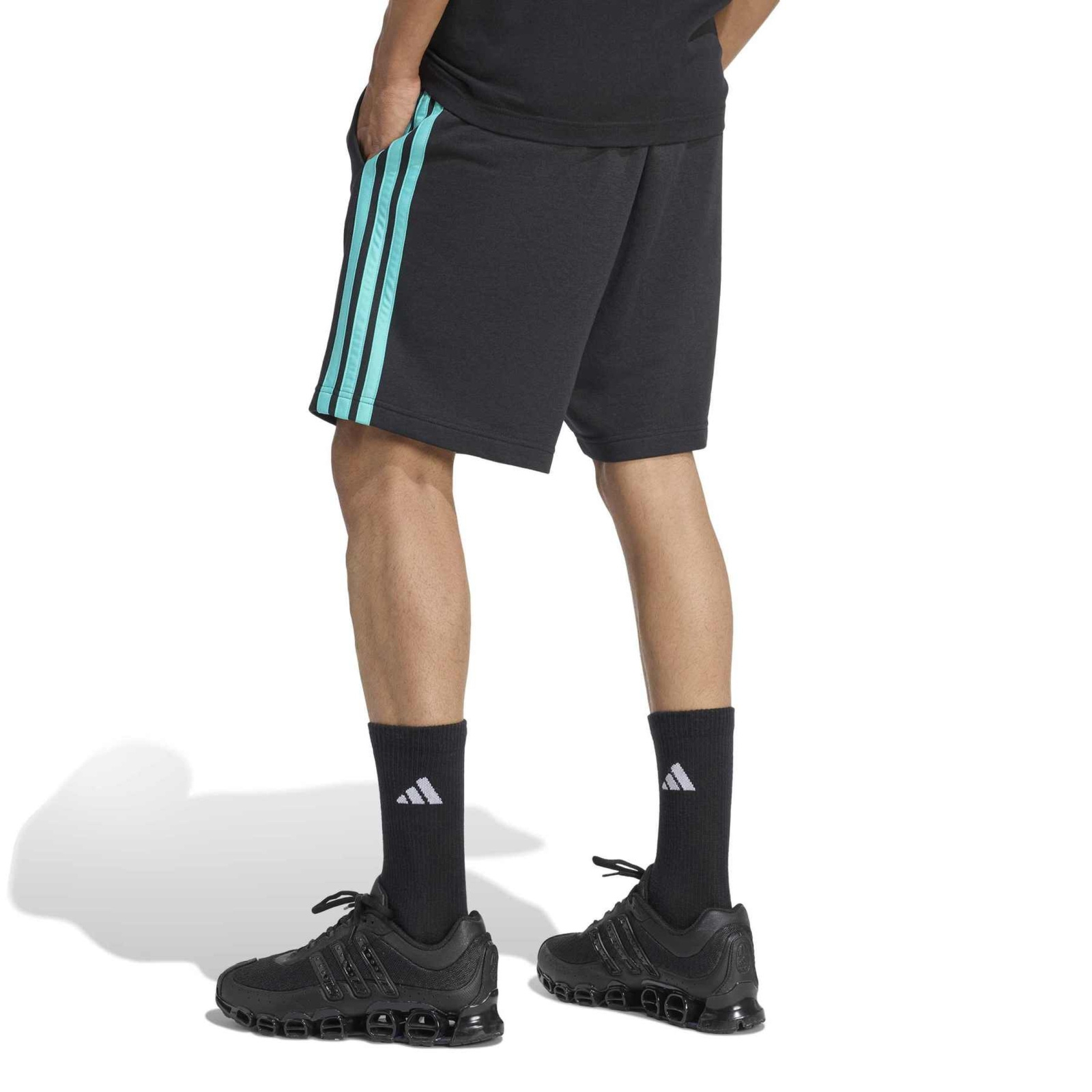 Spodenki dresowe m�skie adidas MERCEDES-AMG PETRONAS FORMULA 1 TEAM DNA czarne KE5912