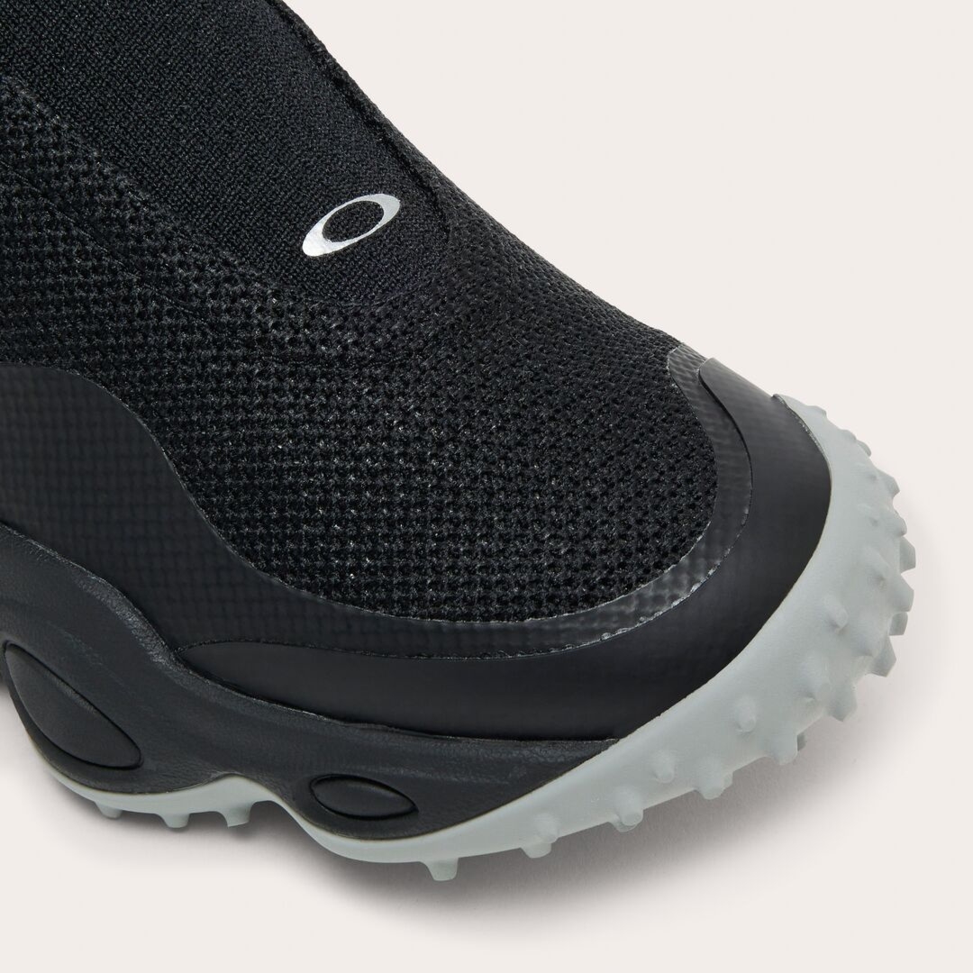 Buty sportowe m�skie Oakley EON SHIFT czarne FOF100704-021