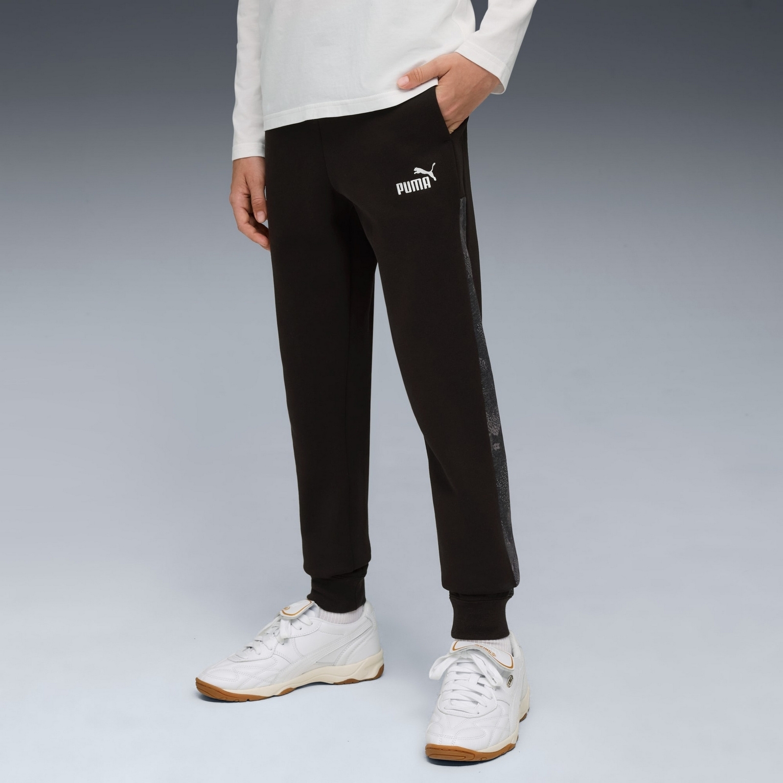 Spodnie dresowe chłopięce Puma ESS CAMO FL czarne 63303801