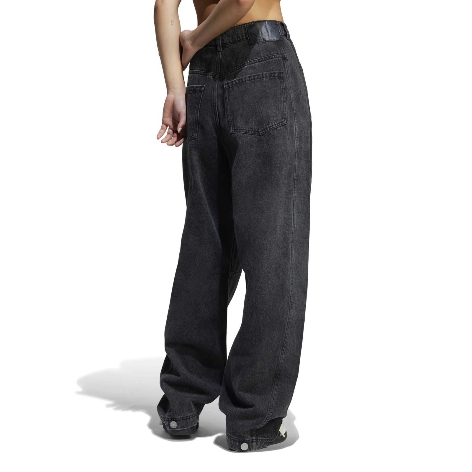 Spodnie jeansowe damskie adidas DENIM BANANA czarne JX9213