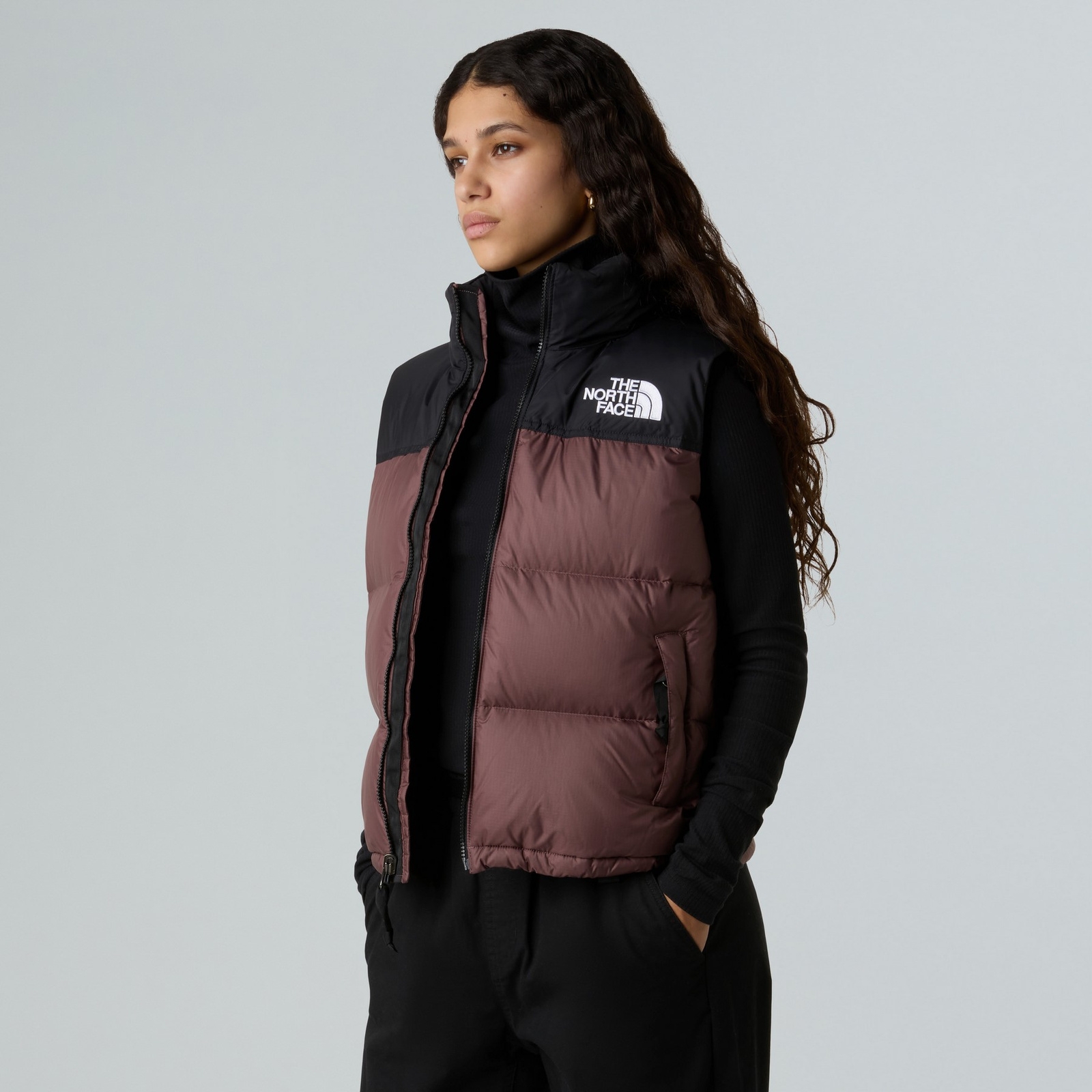 Bezrkawnik damski The North Face 1996 RETRO NUPTSE brzowy NF0A3XEPCAI