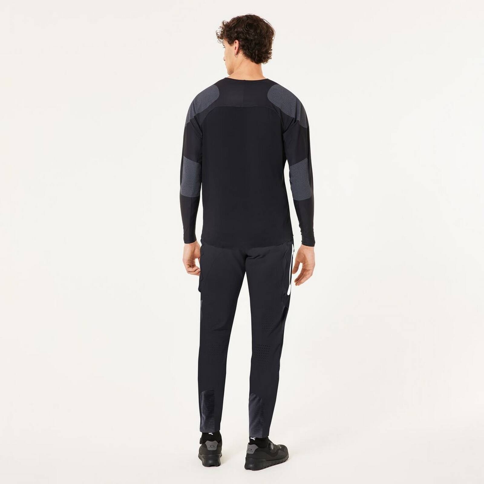 Longsleeve rowerowy mski Oakley SEEKER EDGE czarny FOA406792-02E